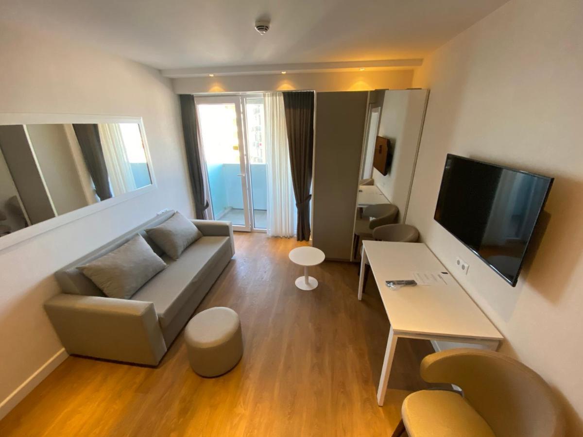 Gq Apartments On First Line Батумі Екстер'єр фото